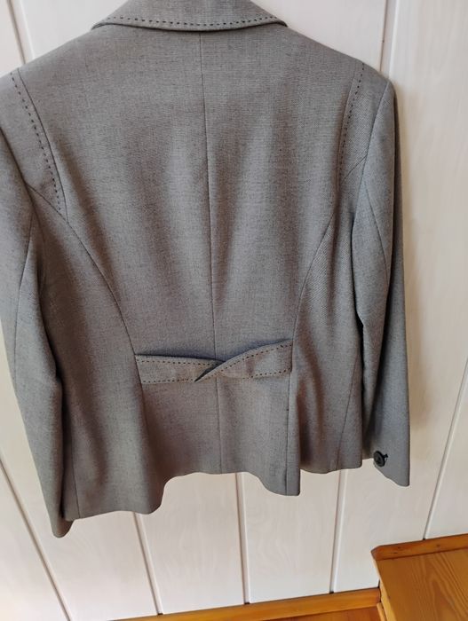 Marynarka i spodnie komplet róż 40 kolor szary