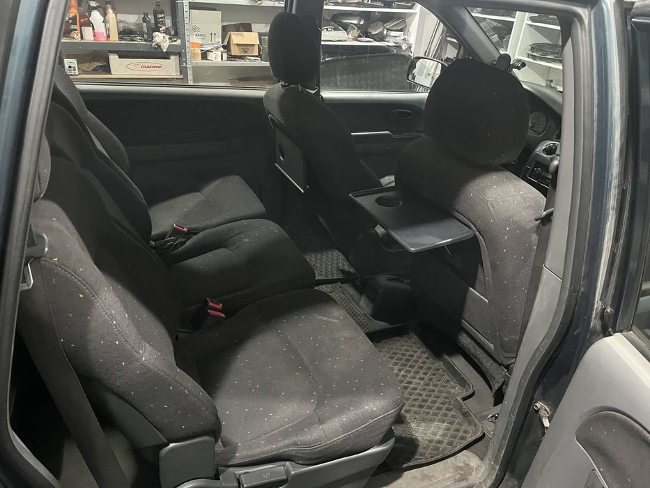 Hyundai Trajet 2.0 crdi 7-osobowy hak