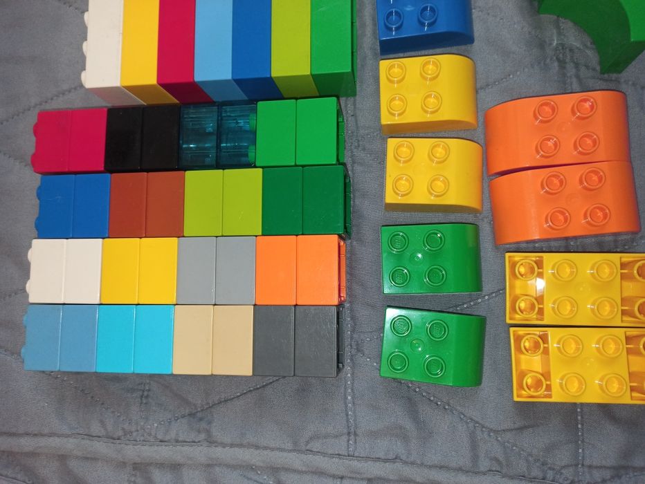 Zestaw klocków konstrukcyjnych Lego Duplo 60 elementów