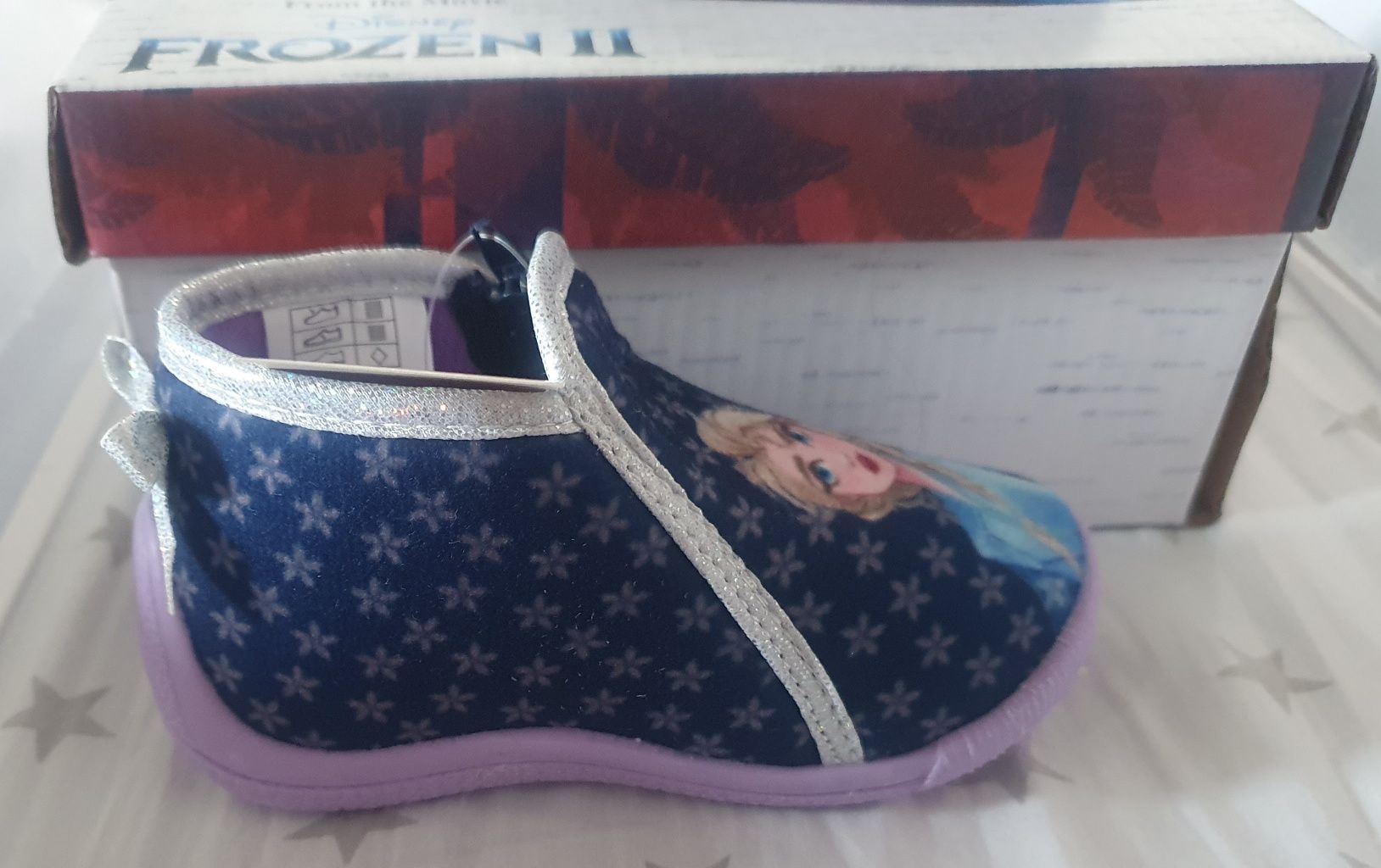 Kapcie dziewczęce Disney Frozen    22
