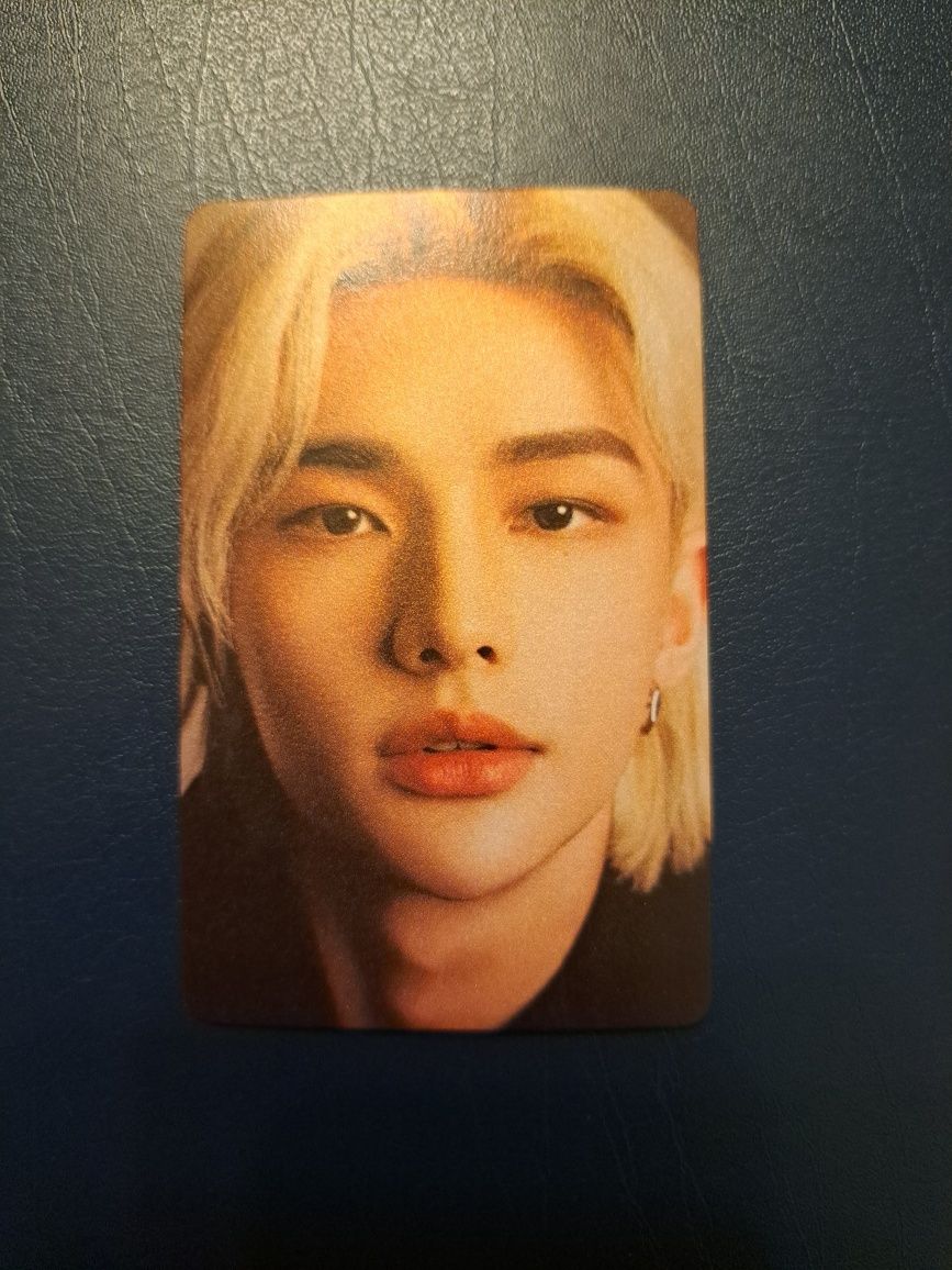 Hwang Hyunjin card