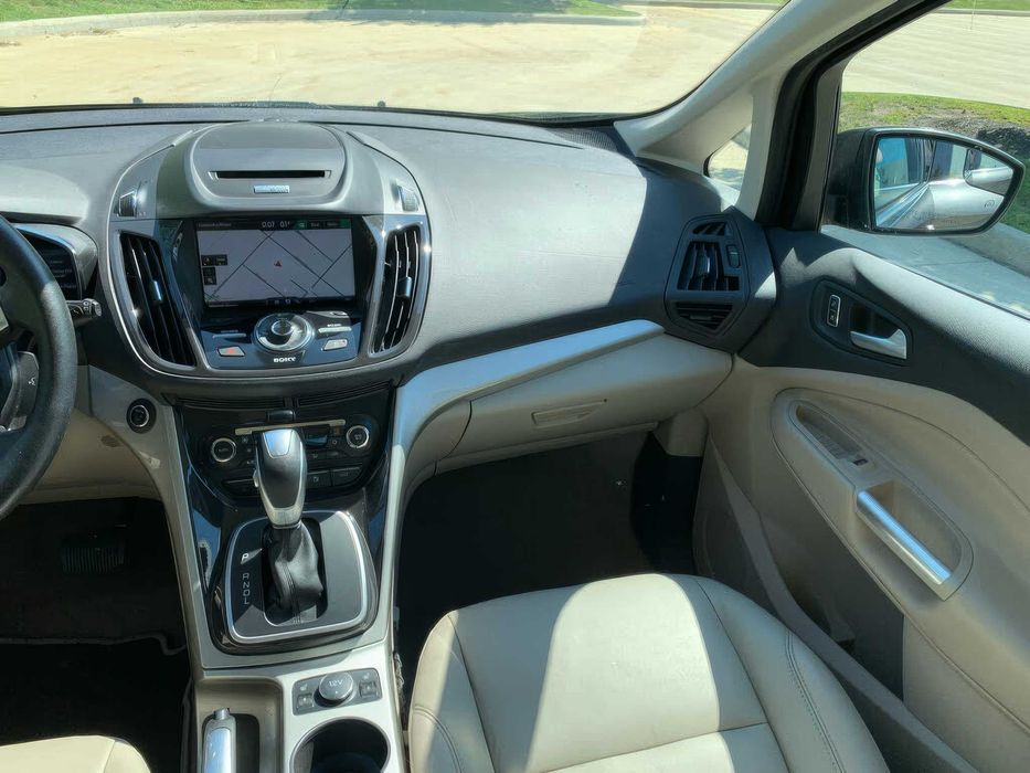 Ford C-Max      2015