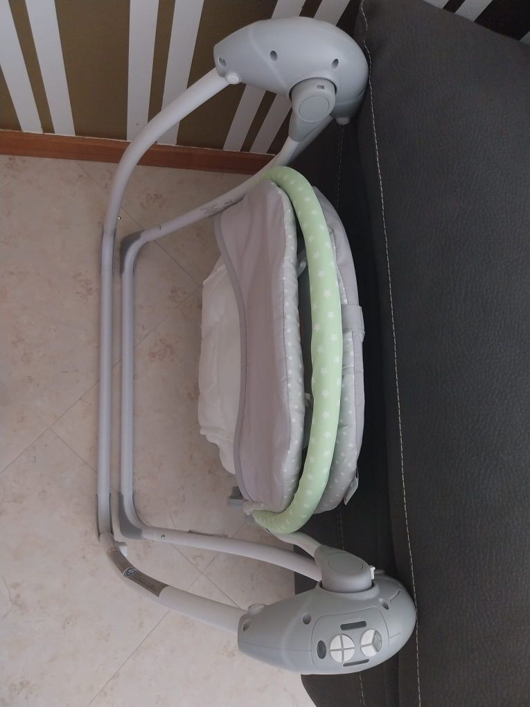 Espreguiçadeira / Cadeira de Baloiço com caixa