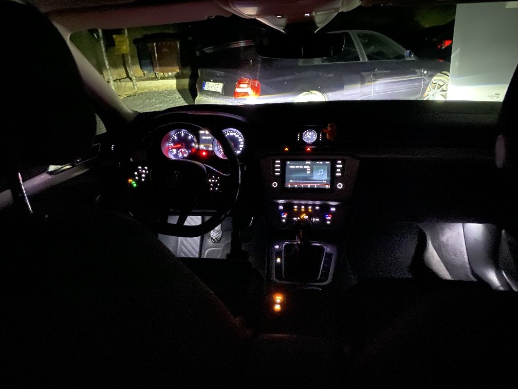 Passat B8 Polski Salon ( czytaj opis )