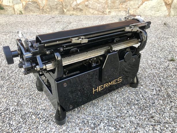 Antiga maquina escrever