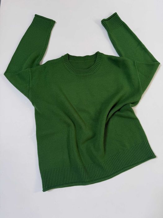 Zielony sweter - idealny do jesiennych stylizacji, rozm. L, nowy