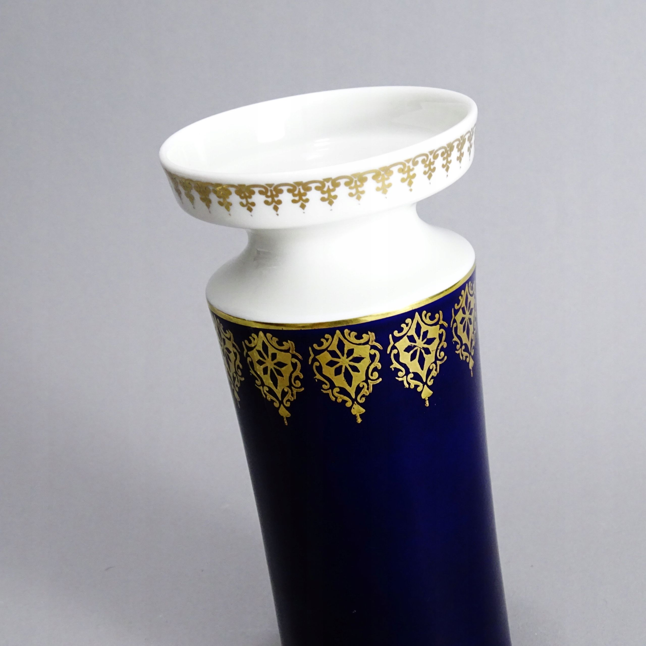 lata 60/70 piękny wazon porcelanowy