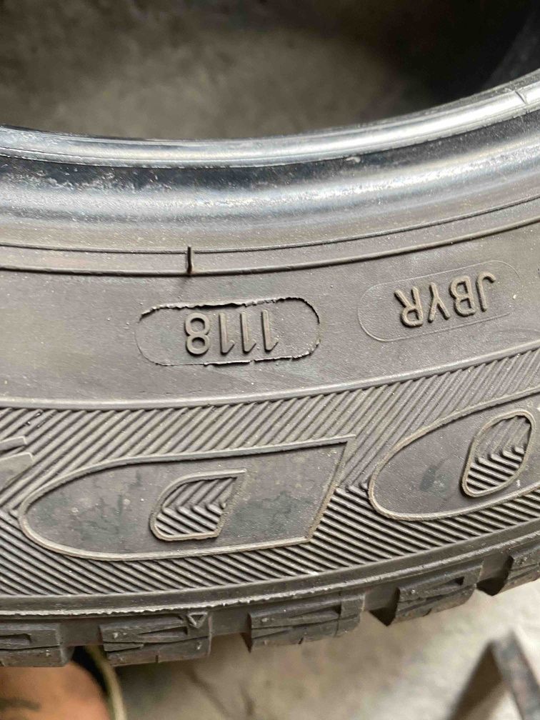 215.55.16 GoodYear 2шт БУ склад шины резина из Европы всесезон 55