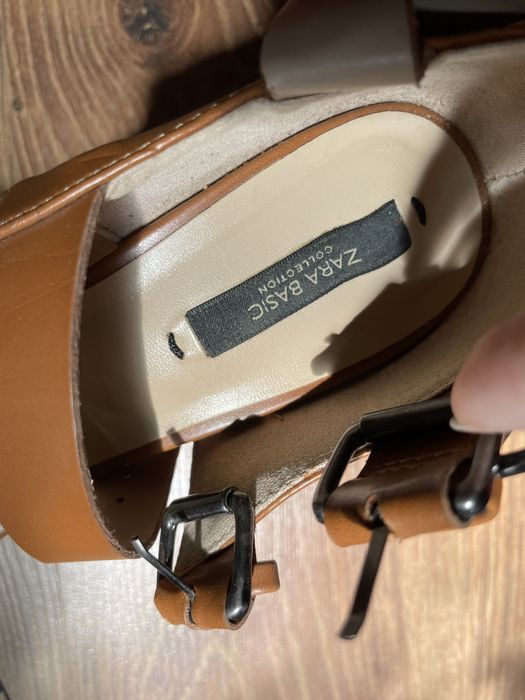 Босоножки Zara