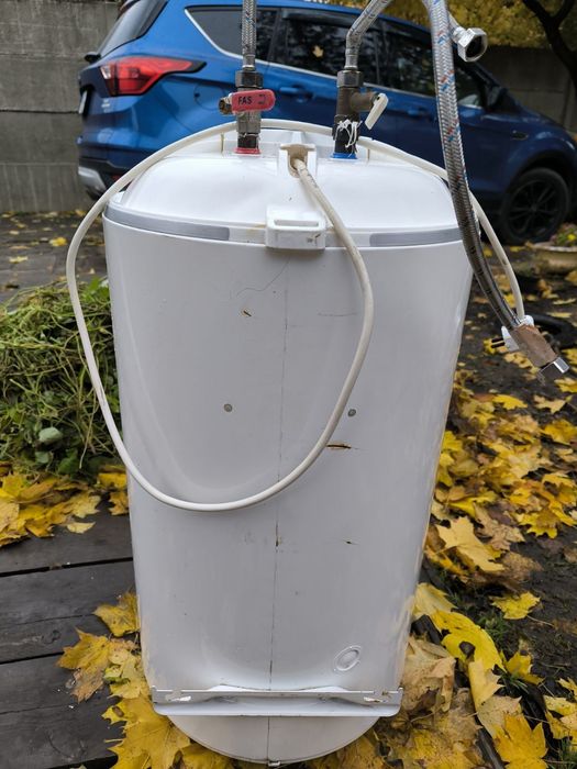 Продам бойлер 80 л