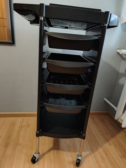 Pomocnik fryzjerski (zarezerwowane)