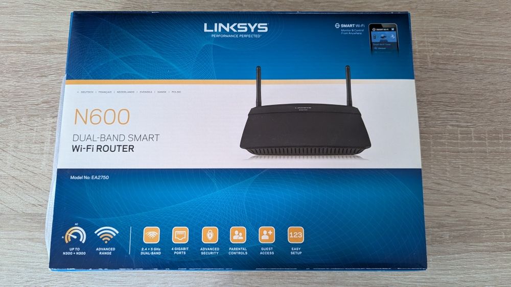 Роутер Linksys EA2750 (N600-EU)