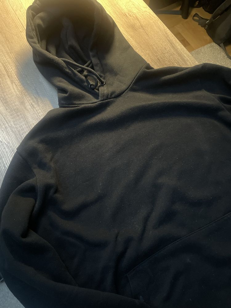 Bluza Hoodie Reserved czarna