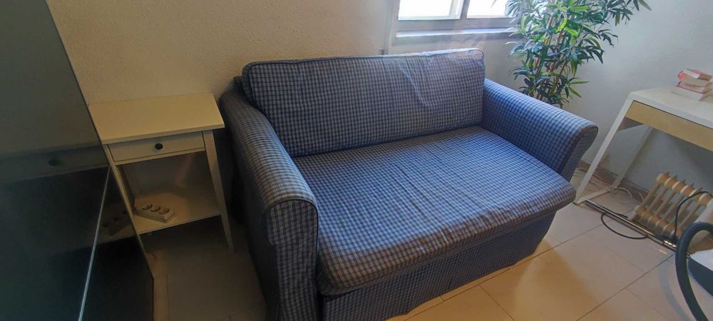 Sofá cama solteiro em bom estado