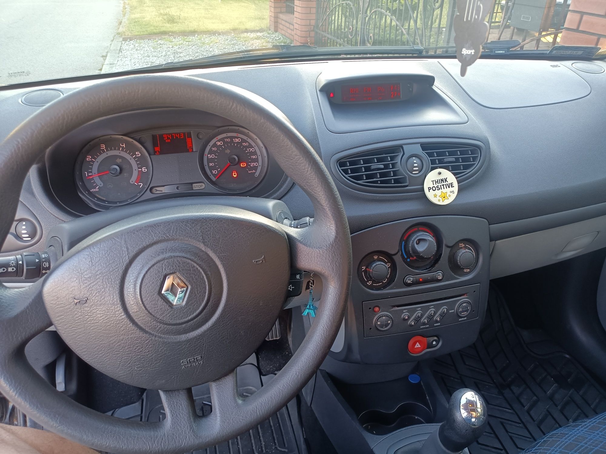 Renault Clio III 1.2 2006 r. Nowe sprzęgło.