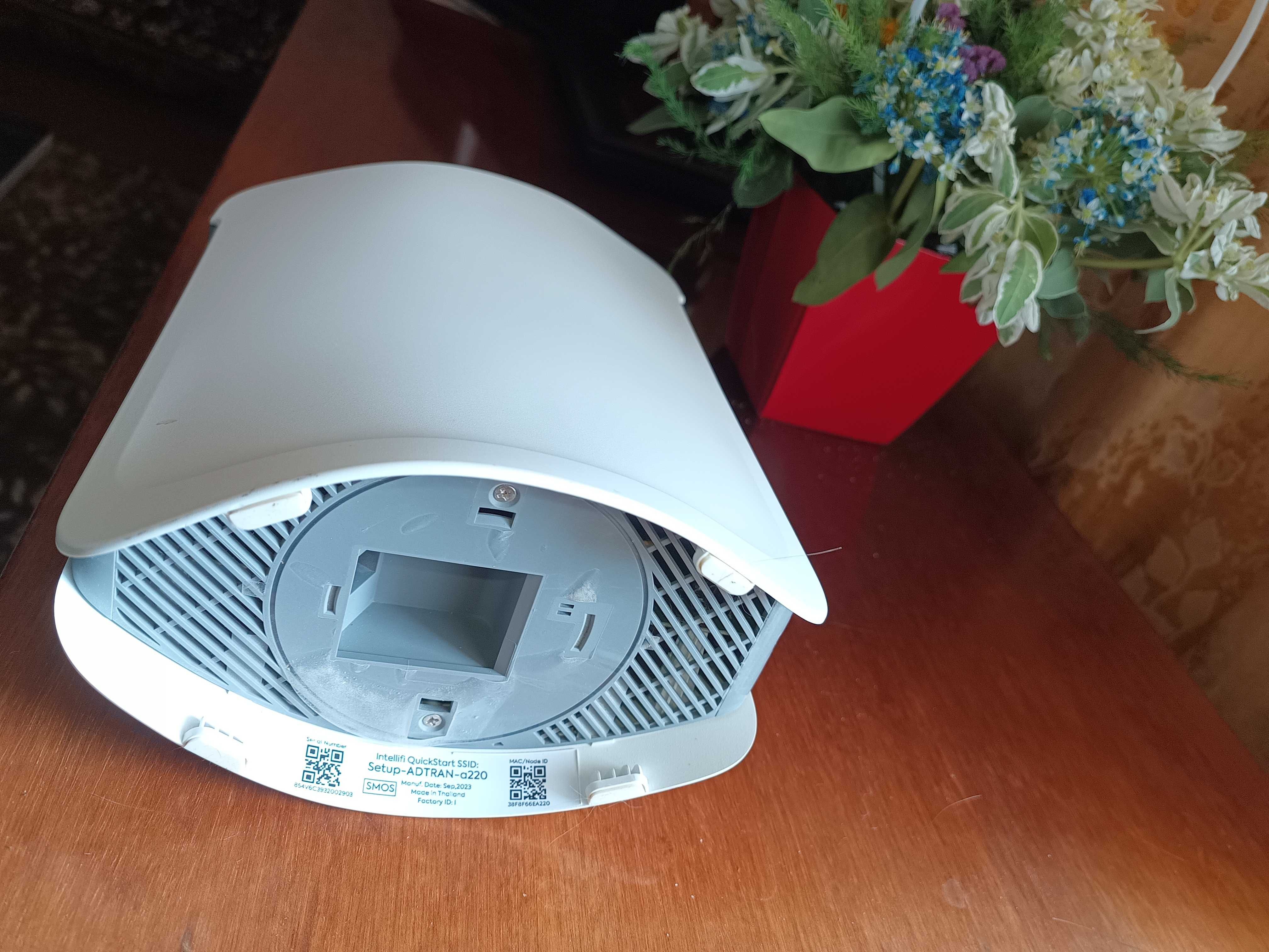 Adtran 854-v-6 SDG
Двохдіапазонний Wi-Fi 6 Mesh Ethernet + шлюз