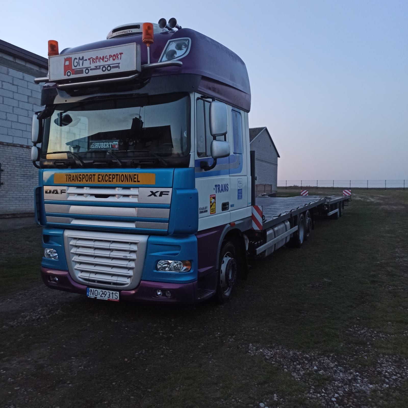 Daf 105xf specjalistyczny, low deck, nowe opony. Cena za cały zestaw.