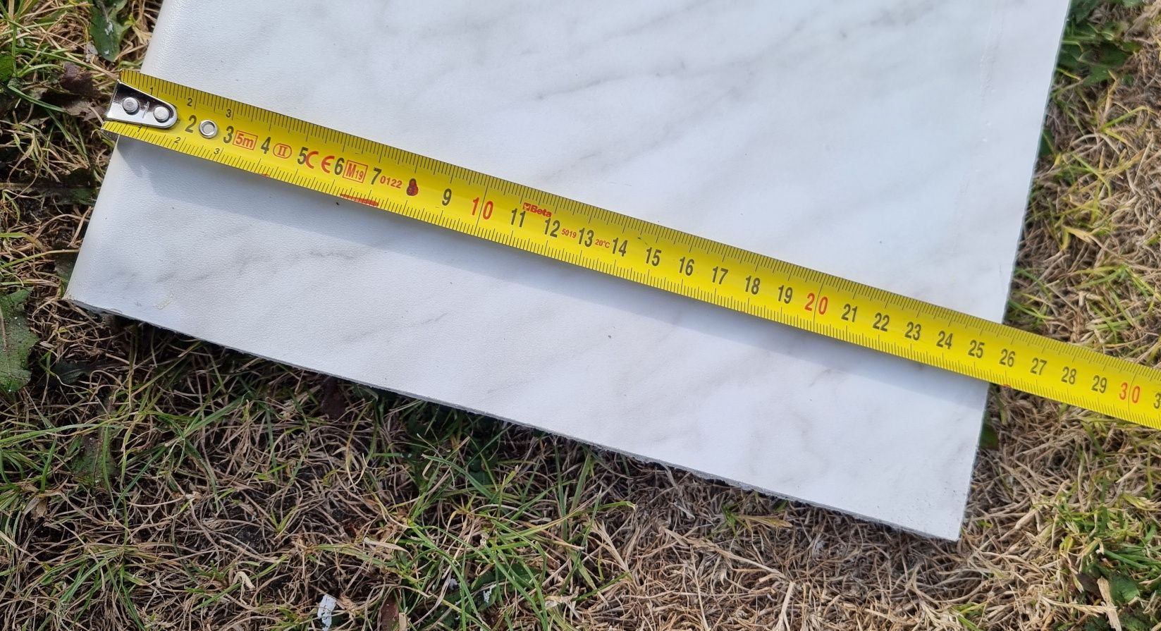 Parapet wewnetrzny PCV 25x220 cm