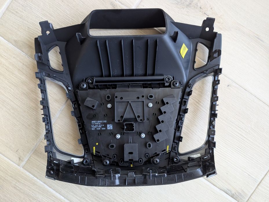 Ford Focus 2 центральна консоль магнітола