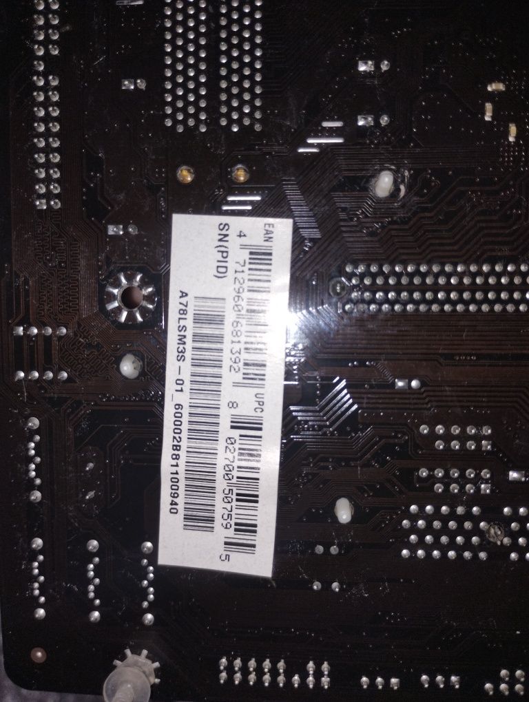 Материнська плата Biostar(AM3+)