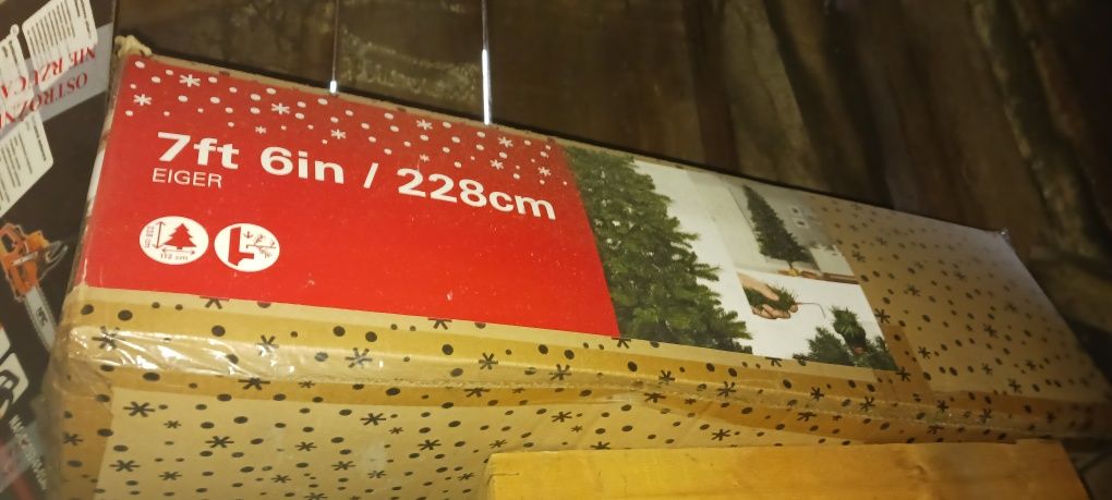 Choinka sztuczne 228cm