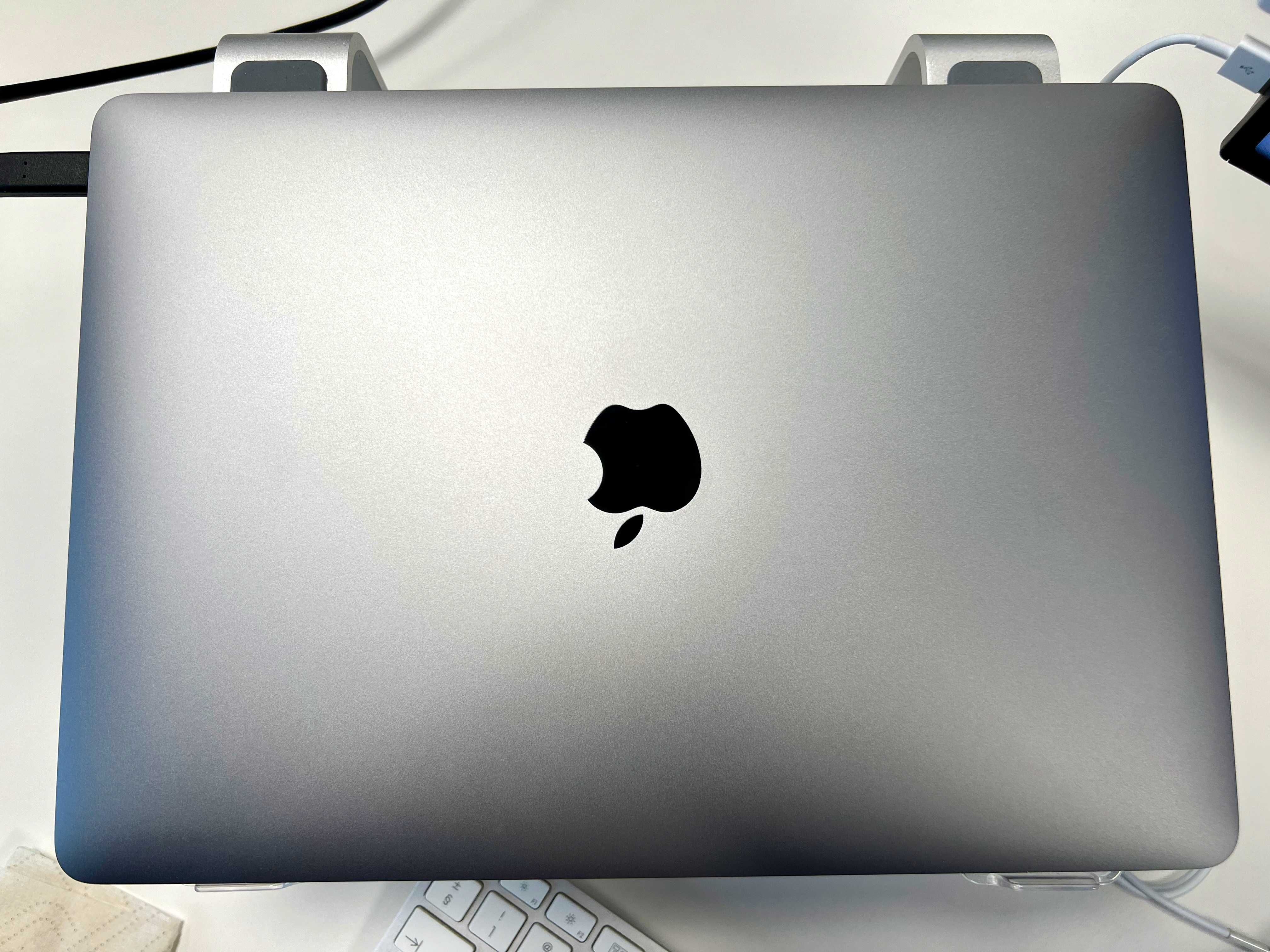 MacBook Air 13.3" M1, 16 GB RAM, 256 GB SSD, stan IDEALNY jak nowy