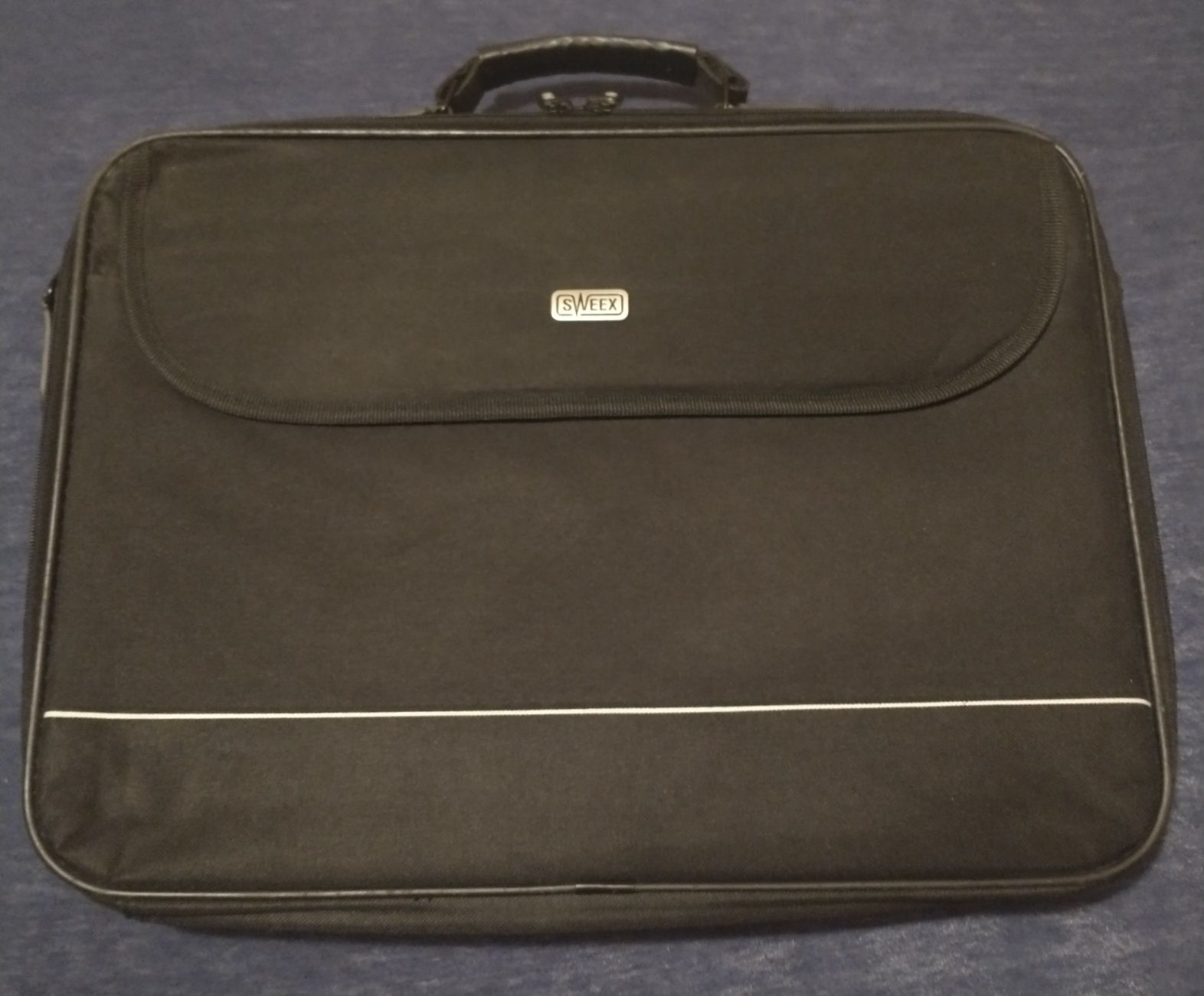 Torba na laptopa usztywniana