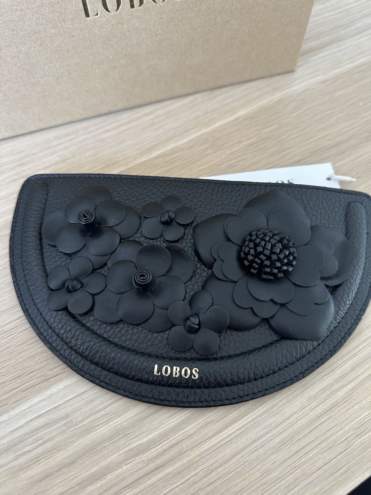 Lobos przypinka do torebki limitowana Midi Q
