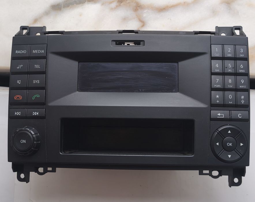 Auto Rádio Original - Volkswagen Crafter 2015 VW