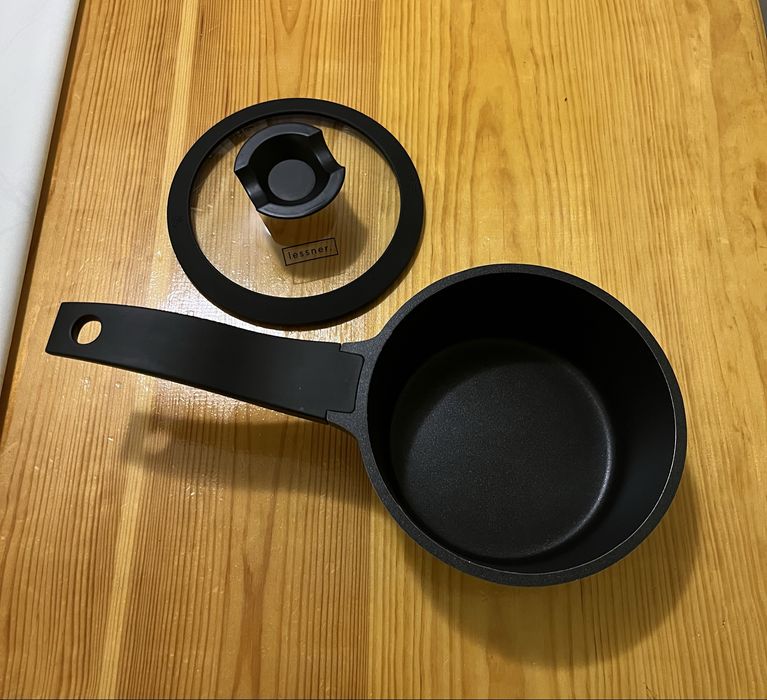 Ківш із кришкою 16 см 1.3 л / Lessner