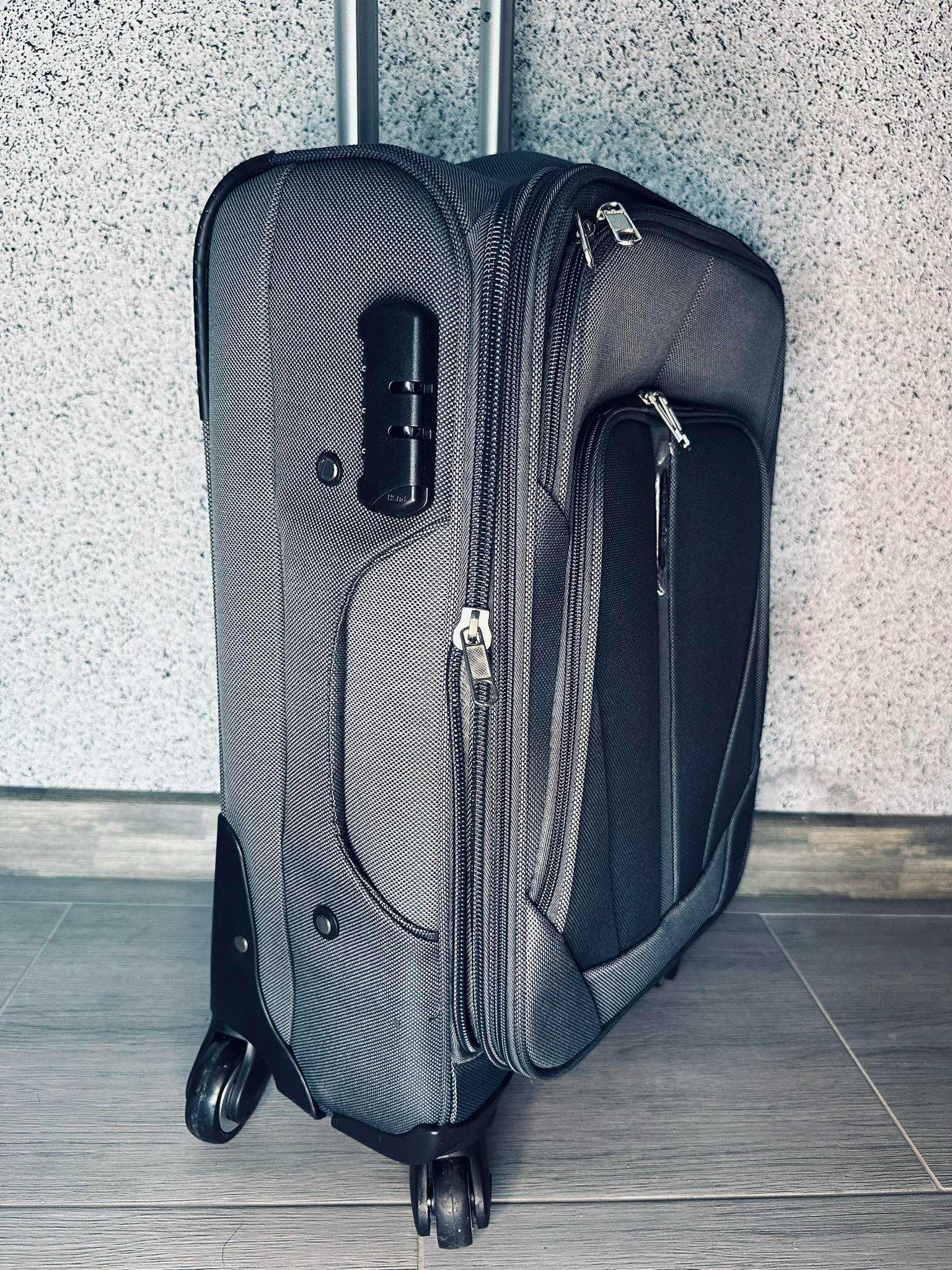 Walizka podróżna 55x35x20 materiał