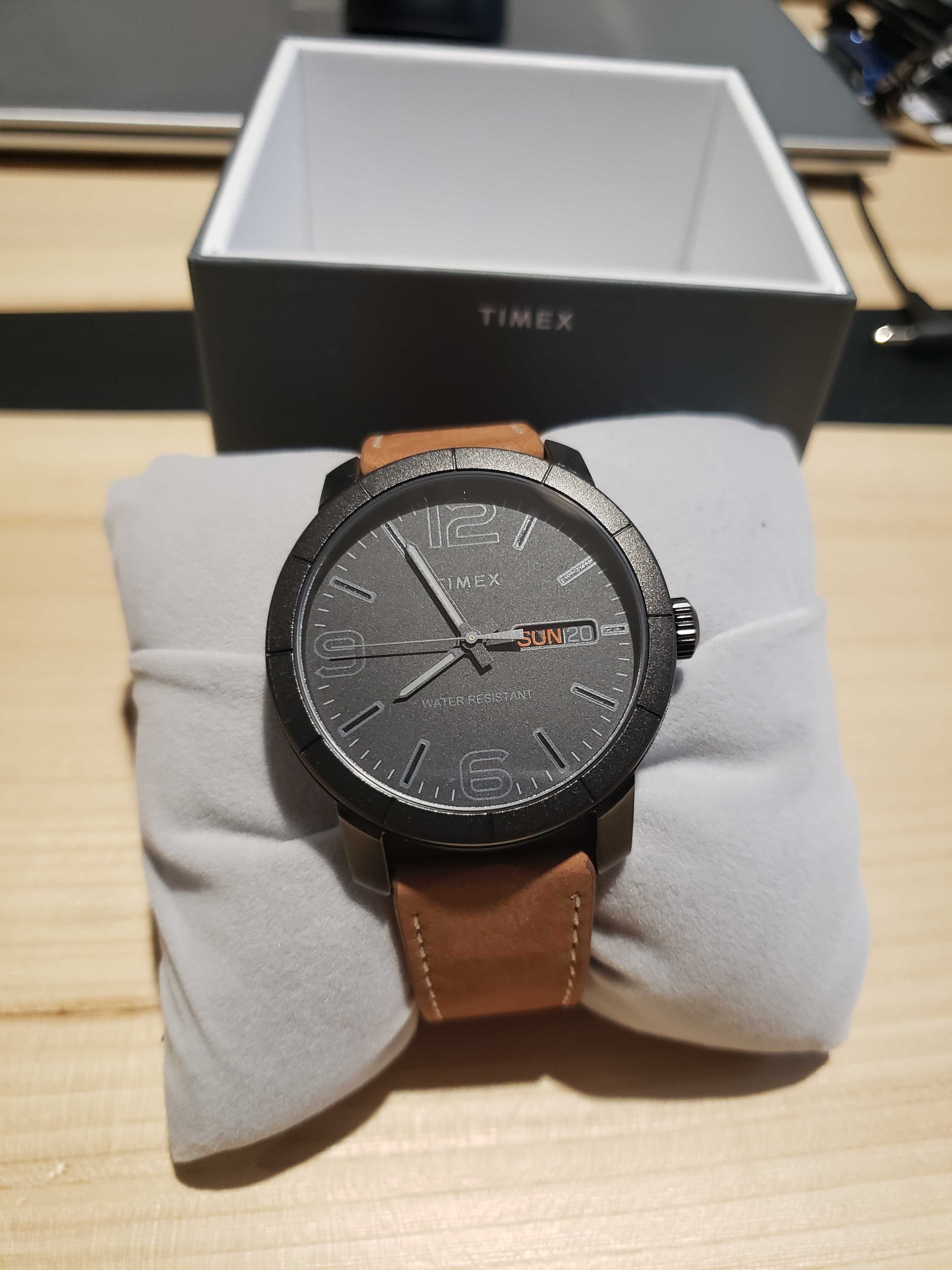 Zegarek męski Timex TW2W44600 - nieużywany - skóra