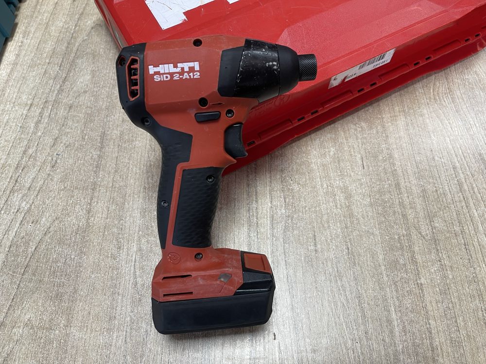 Hilti SID 2-A12 + B12 2.6Ah / безщіткові імпакти Хілті 12V