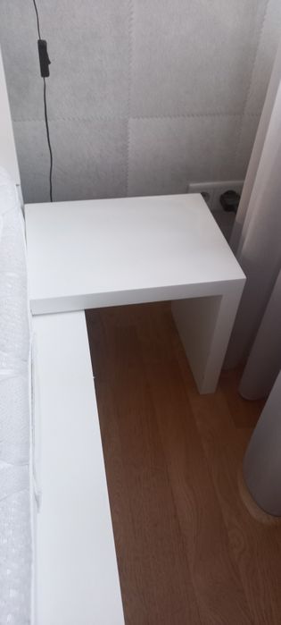 Łóżko lite drewno 140×200 z nakastlikami