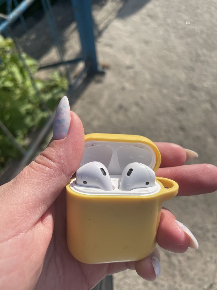 Продам air pods 2