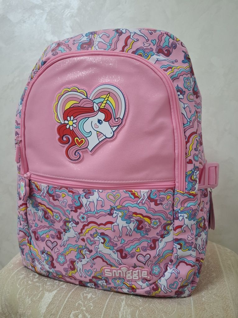 Продаю шикарный брендовий рюкзак SMIGGLE  для Школьницы