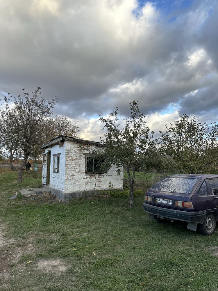 Продам садибу/ будинок/ склад