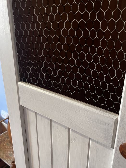 armário branco pintado