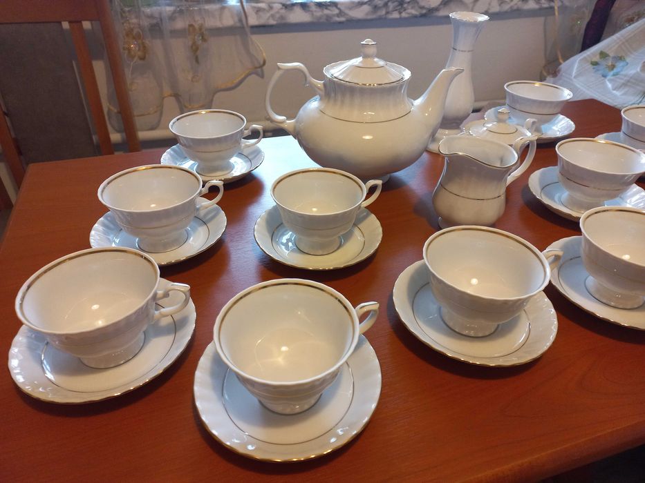 Porcelana Chodzież Iwona Złota Linia 28el. Zastawa kawowa Prezent Ślub