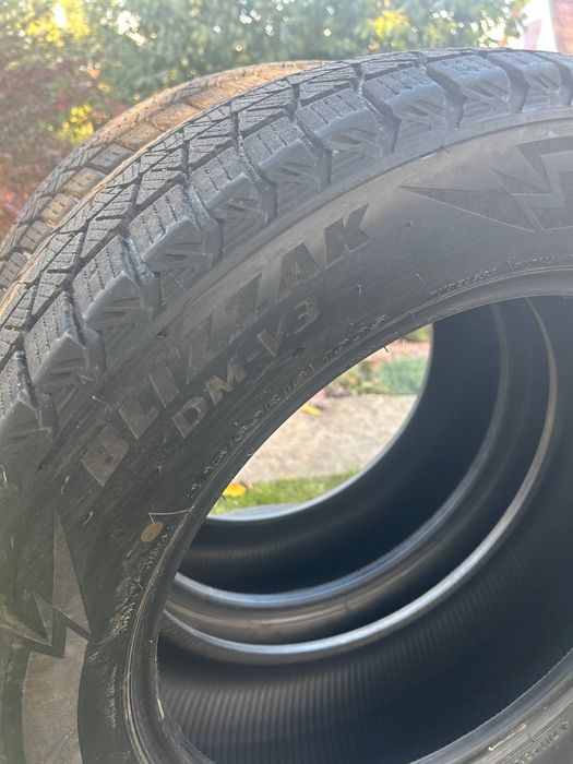 225/60 r18 bridgestone blizzak dm-v3 шини бу зима