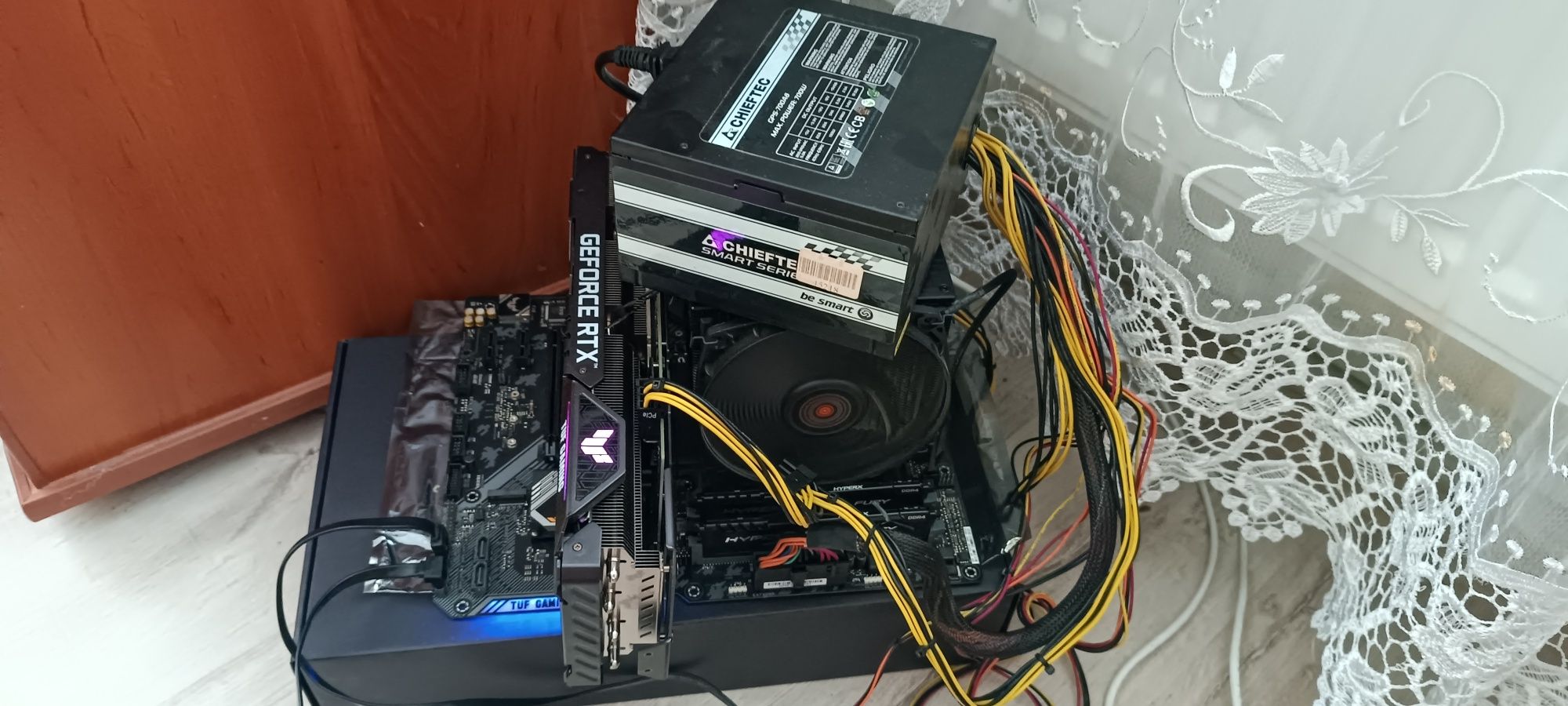 Блок живлення CHIEFTEC Smart 700W [Відео роботи блока в описі]
