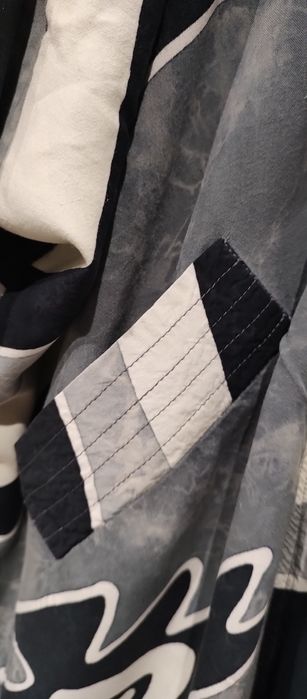 Przepiękna narzutka z kieszeniami , kardigan