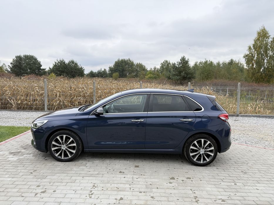 Hyundai i30 2017 rok 1.4 T-GDI benzyna  bogato wyposażony
