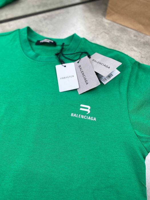 Зеленая футболка с принтом Balenciaga мужская футболка Баленсиага f627