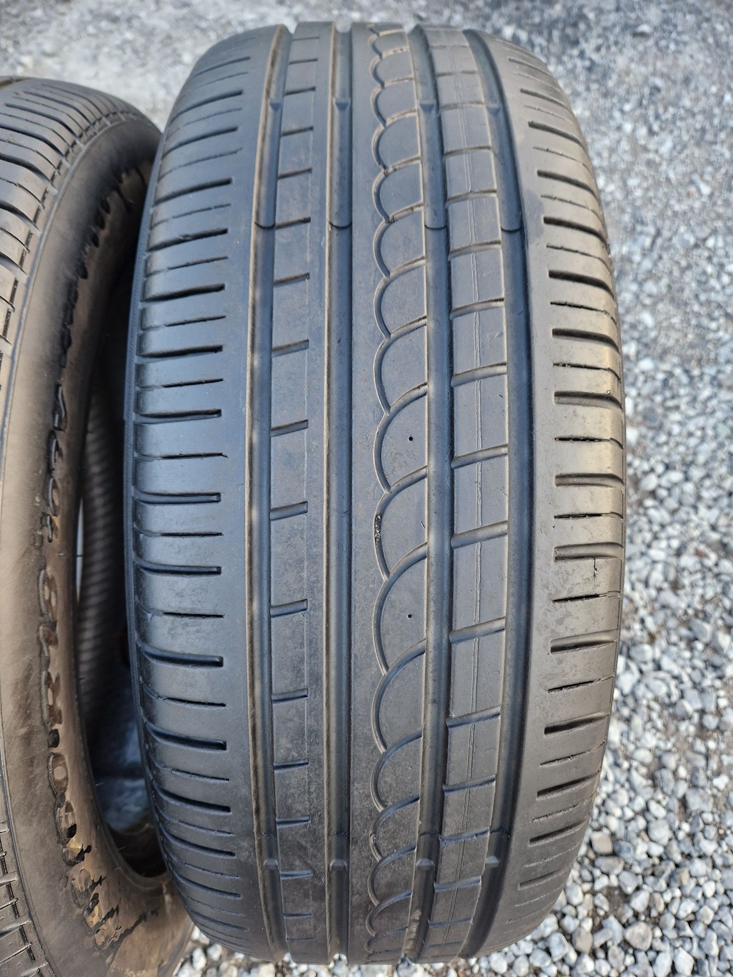 Opony letnie Pirelli P Zero Rosso  235/60r18 (103V)