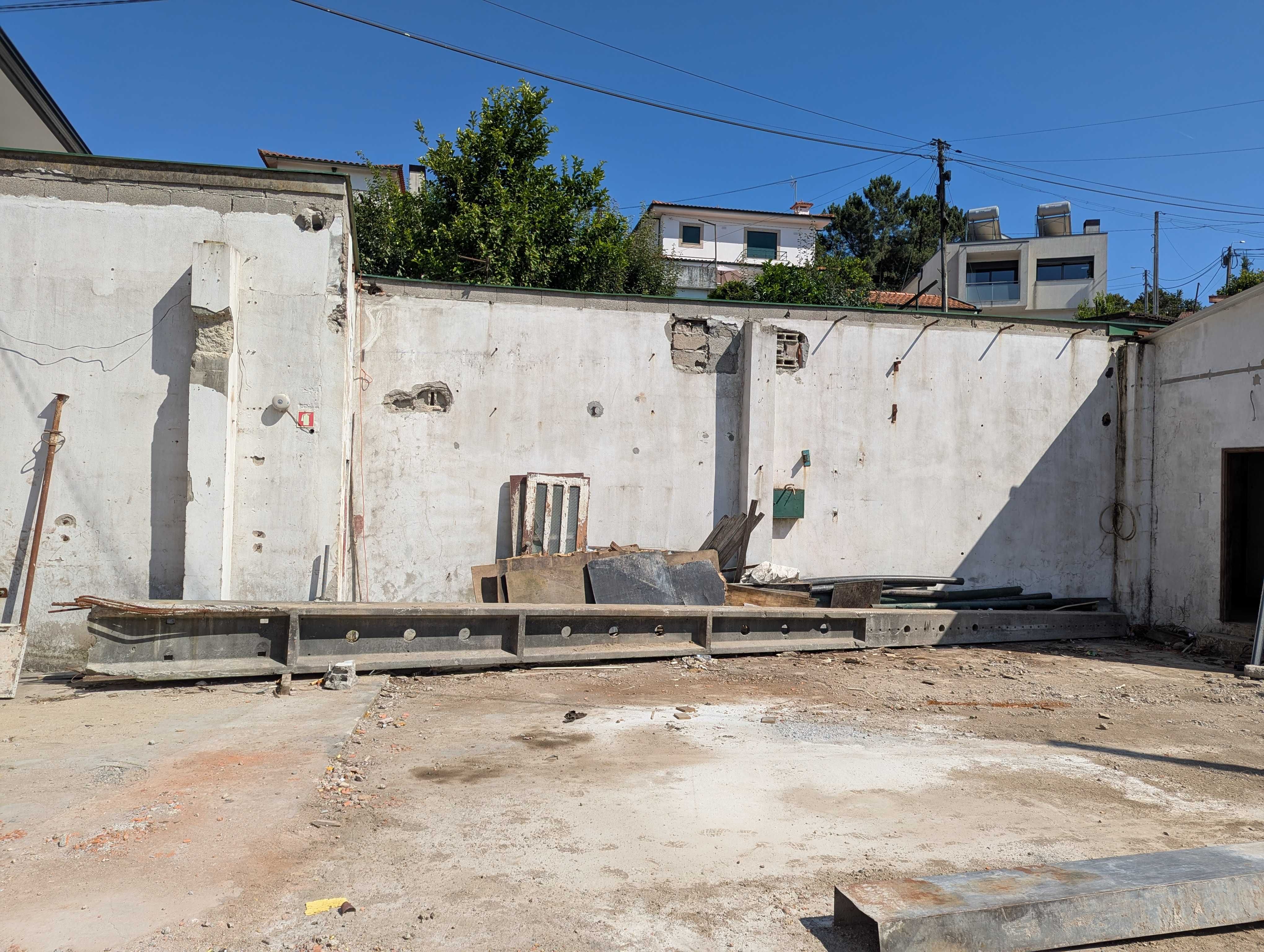 Poste de betão armado