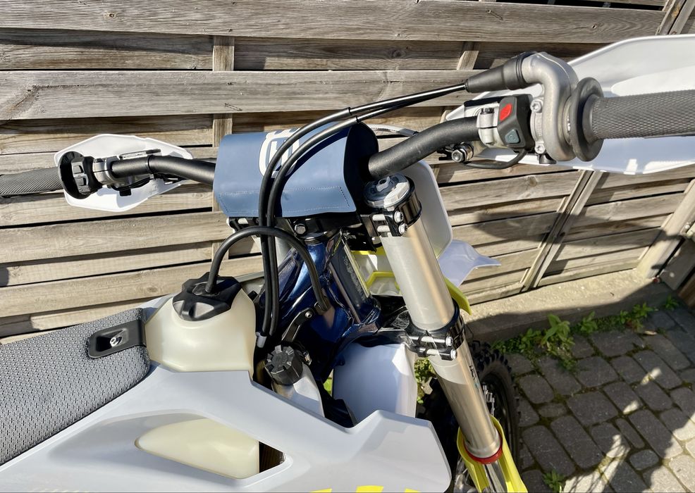 Husqvarna 350 FX 2024 cross country huska ktm