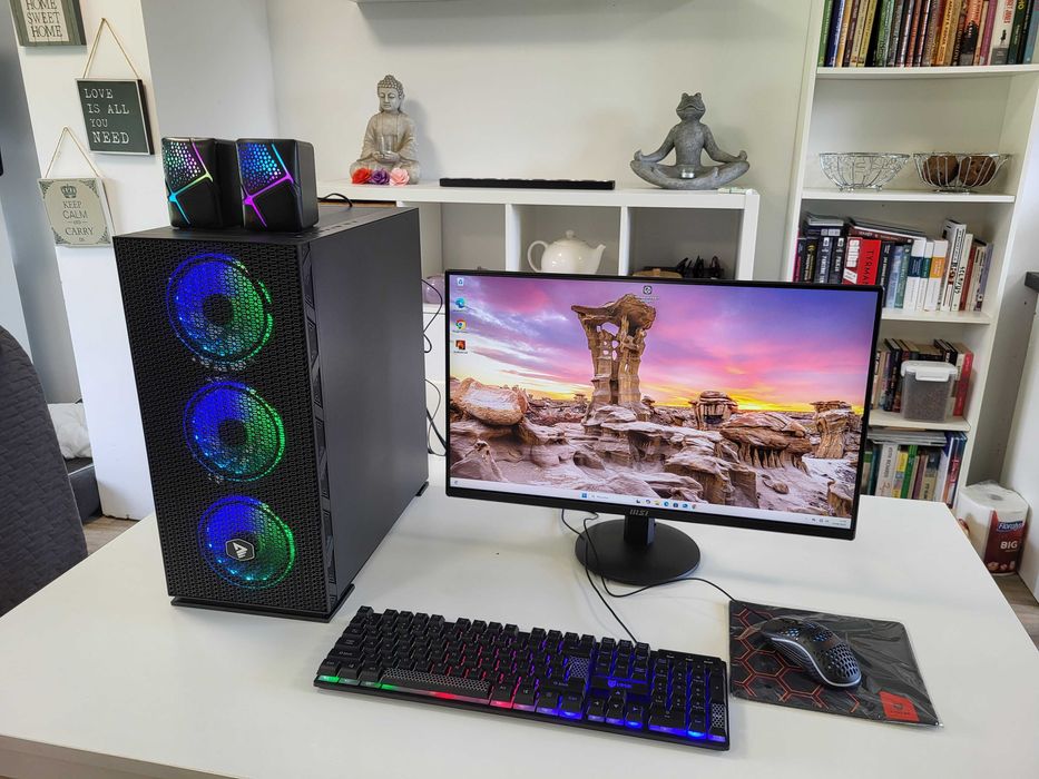 Komputer monitor gamingowy RX 5700 XT SSD 1TB klawiatura mysz PilotLED