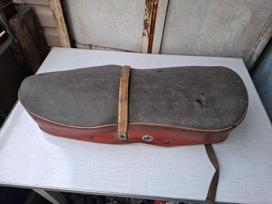 Сиденье для мотоцыкла.