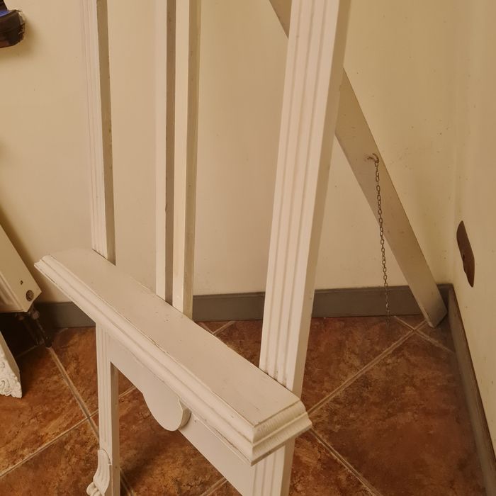 Sztaluga dekoracyjna na obraz